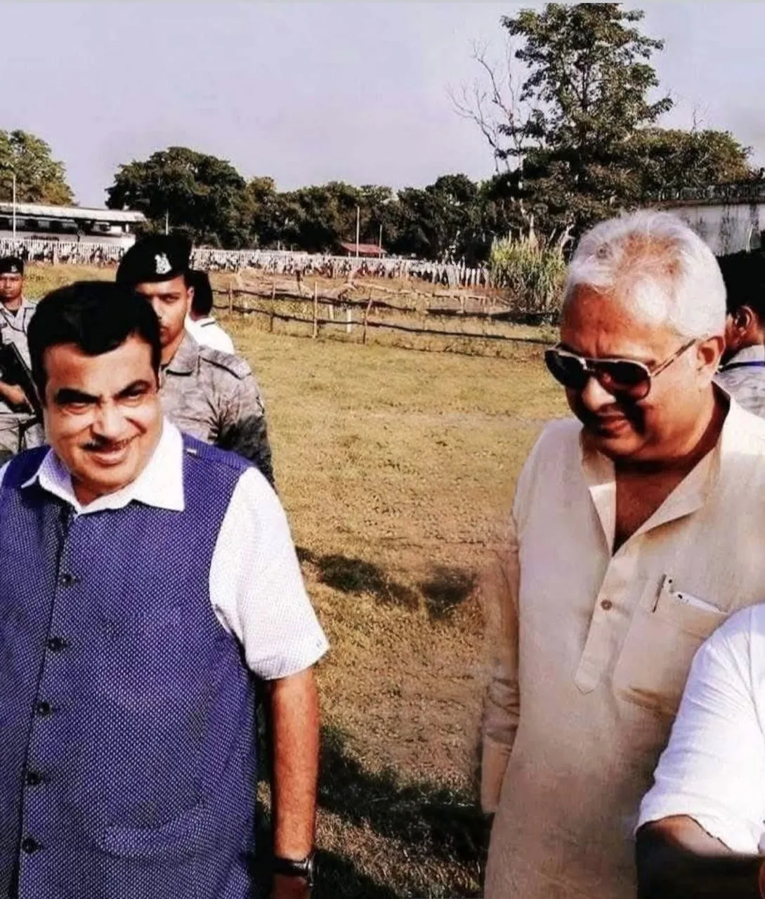 केंद्रीय मंत्री नितिन गडकरी के साथ
